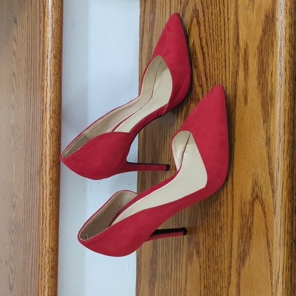 Charlotte Russe red 3 inch heels size 7 - Picture 3 of 7